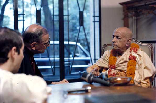 gal/Srila_Prabhupada_02/X048_SP_CT005_157.JPG