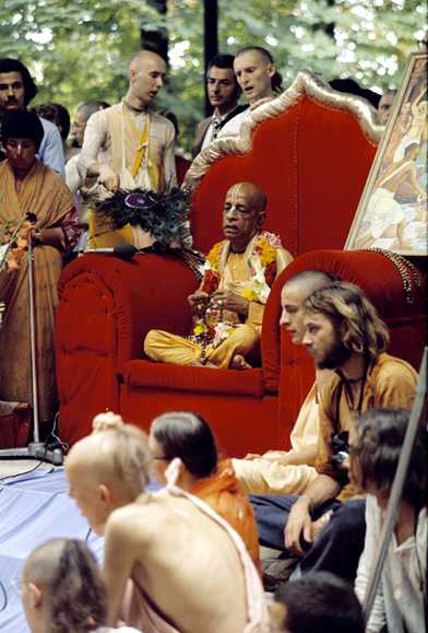 gal/Srila_Prabhupada_02/X050_SP_CT006_049.JPG