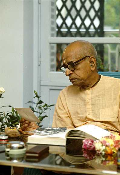 gal/Srila_Prabhupada_02/X051_SP_CT006_141.JPG